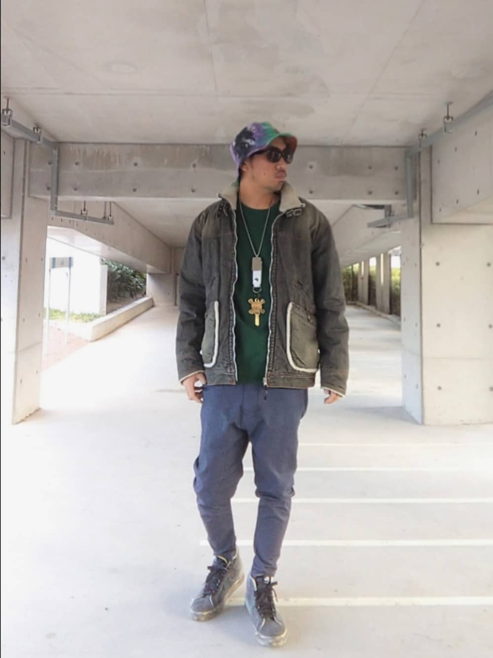 「ストリート、scanner、デニムジャケット、ボア、UNIQLO、40s&shorties、CAMBIO、NIKE、ブレーザー、バケハ、stussy、キーチェーン、Dime、ネックレス、マイベストコーデ2024」｜「40s&shortiesのアイテム（ハット、その他）」を使った、hasshi(ハッシー)さん（メンズ・172cm）の冬コーディネートの1枚目の写真