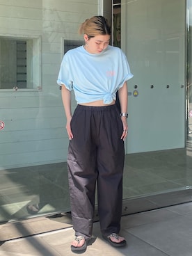 「カラーTシャツ」｜佐藤薫さん（レディース・162cm）の夏コーディネート