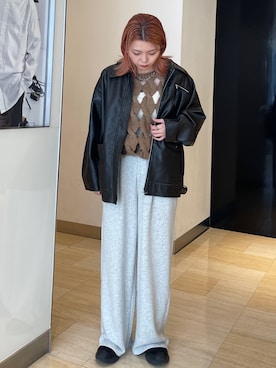 「アイテム（ブルゾン）」を使った、佐藤薫さん（レディース・162cm）の秋コーディネート
