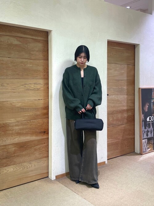 JNBY吉祥寺店TAKASARUUNAさんのニット/セーターを使ったコーディネート 