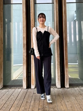 「RODE SKO」｜「アイテム（スラックス）」を使った、REINAさん（レディース・162cm）の秋コーディネート