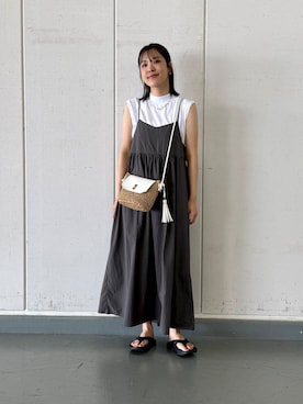 「URBANRESEARCH」｜「アイテム（ワンピース/ドレス）」を使った、REINAさん（レディース・162cm）の夏コーディネート