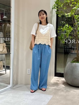「ITEMS URBANRESEARCH（アイテムズ アーバンリサーチ）のアイテム（Tシャツ/カットソー）」を使った、REINAさん（レディース・162cm）の夏コーディネート