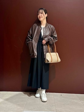 「URBANRESEARCH」｜「アイテム（ブルゾン）」を使った、REINAさん（レディース・162cm）の春コーディネート