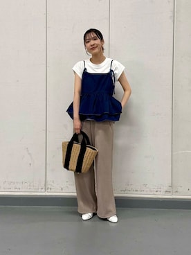 「URBANRESEARCH」｜「アイテム（キャミソール）」を使った、REINAさん（レディース・162cm）の春コーディネート