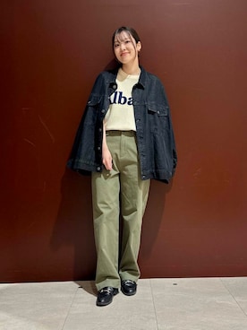 「URBANRESEARCH」｜「アイテム（デニムジャケット）」を使った、REINAさん（レディース・162cm）の春コーディネート