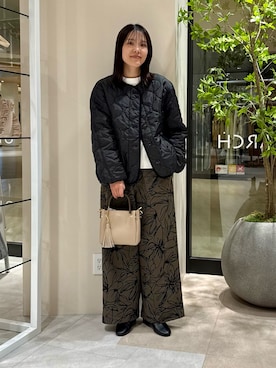 「アイテム（ダウンジャケット/コート）」を使った、REINAさん（レディース・162cm）の秋コーディネート