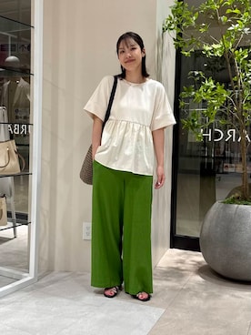 「ITEMS URBANRESEARCH（アイテムズ アーバンリサーチ）のアイテム（Tシャツ/カットソー）」を使った、REINAさん（レディース・162cm）の夏コーディネート