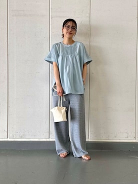 「SMELLY（スメリー）のアイテム（ショルダーバッグ）」を使った、REINAさん（レディース・162cm）の春コーディネート