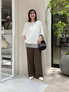 「ITEMS URBANRESEARCH（アイテムズ アーバンリサーチ）のアイテム（Tシャツ/カットソー）」を使った、REINAさん（レディース・162cm）の夏コーディネート