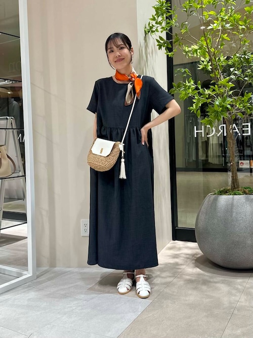 あずき  極美品 kagure かぐれ リヨセルリネン半袖ワンピース あずき 極美品 kagure かぐれ リヨセルリネン半袖ワンピース 中古