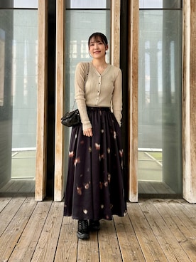 「RODE SKO」｜「アイテム（スニーカー）」を使った、REINAさん（レディース・162cm）の秋コーディネート