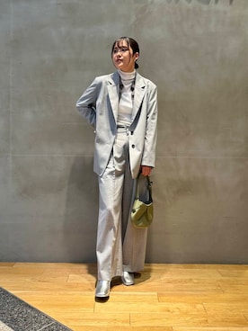 「スラックス」｜「アイテム（その他アウター）」を使った、REINAさん（レディース・162cm）の秋コーディネート