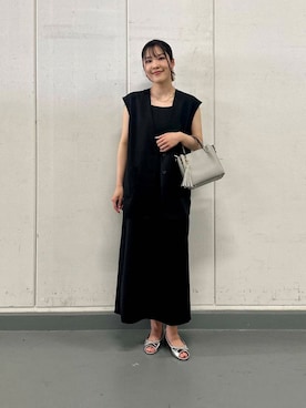 「URBANRESEARCH」｜「アイテム（パンプス）」を使った、REINAさん（レディース・162cm）の春コーディネート
