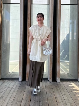 「アイテム（ダウンベスト）」を使った、REINAさん（レディース・162cm）の秋コーディネート