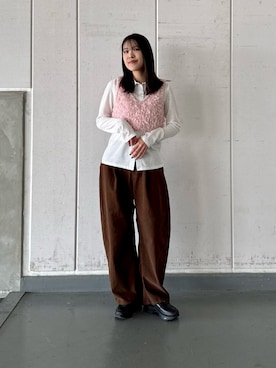 「SENSE OF PLACE by URBAN RESEARCH（センスオブプレイスバイアーバンリサーチ）のフロントドットカットシャツ（シャツ/ブラウス、ホワイト系）」を使った、REINAさん（レディース・162cm）の春コーディネート