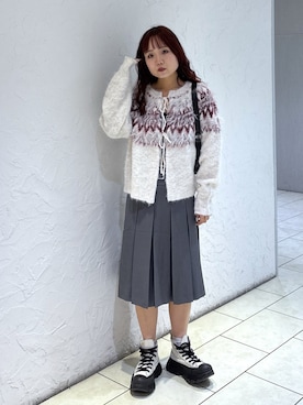 「アイテム（スニーカー）」を使った、maoさん（レディース・158cm）の秋コーディネート