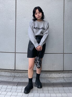 「FREE'S MART（フリーズマート）のスパンコール巾着バッグ（ハンドバッグ）」を使った、maoさん（レディース・158cm）の冬コーディネート