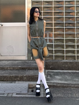 佐藤百華さんの（EMODA | エモダ）を使ったコーディネート