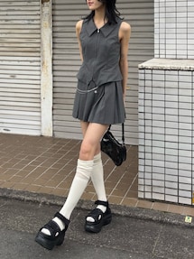 EMODA レイヤーベストチェーンワンピース グレー セール】レイヤーベストチェーンワンピース（ワンピース