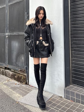 「EMODA（エモダ）のアイテム」を使った、佐藤百華さん（レディース・165cm）の秋コーディネート