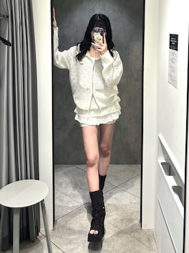 「EMODA（エモダ）のアイテム」を使った、佐藤百華さん（レディース・165cm）の春コーディネート