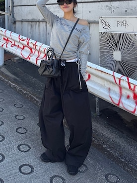 「EMODA（エモダ）のアイテム」を使った、佐藤百華さん（レディース・165cm）の春コーディネート