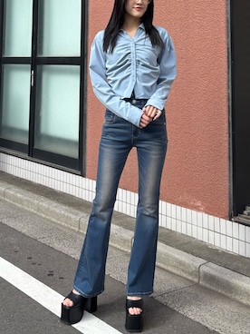 「EMODA（エモダ）のアイテム」を使った、佐藤百華さん（レディース・165cm）の春コーディネート