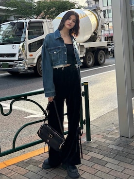 佐藤百華さんの（EMODA | エモダ）を使ったコーディネート