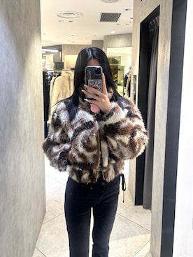 「EMODA（エモダ）のアイテム」を使った、佐藤百華さん（レディース・165cm）の秋コーディネート