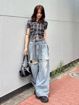 「アイテム（ベルト）」を使った、佐藤百華さん（レディース・165cm）の夏コーディネート