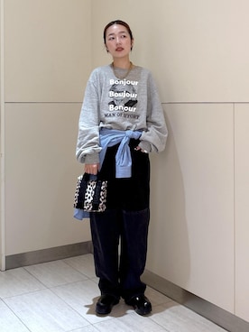 「ADAM ET ROPE'（アダムエロペ）のアイテム（シャツ/ブラウス）」を使った、muta0629さん（レディース・163cm）の秋コーディネート