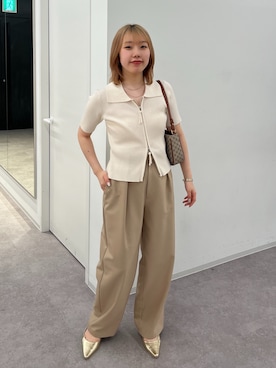 「襟付きトップス」｜「アイテム（スラックス）」を使った、misakiさん（レディース・157cm）の春コーディネート