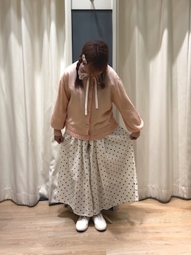 「花見」｜「アイテム（スニーカー）」を使った、かなさん（レディース・145cm）の春コーディネート