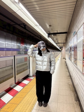 「adidas（アディダス）のアイテム（ダウンジャケット/コート）」を使った、ひなさん（レディース・156cm）の冬コーディネート