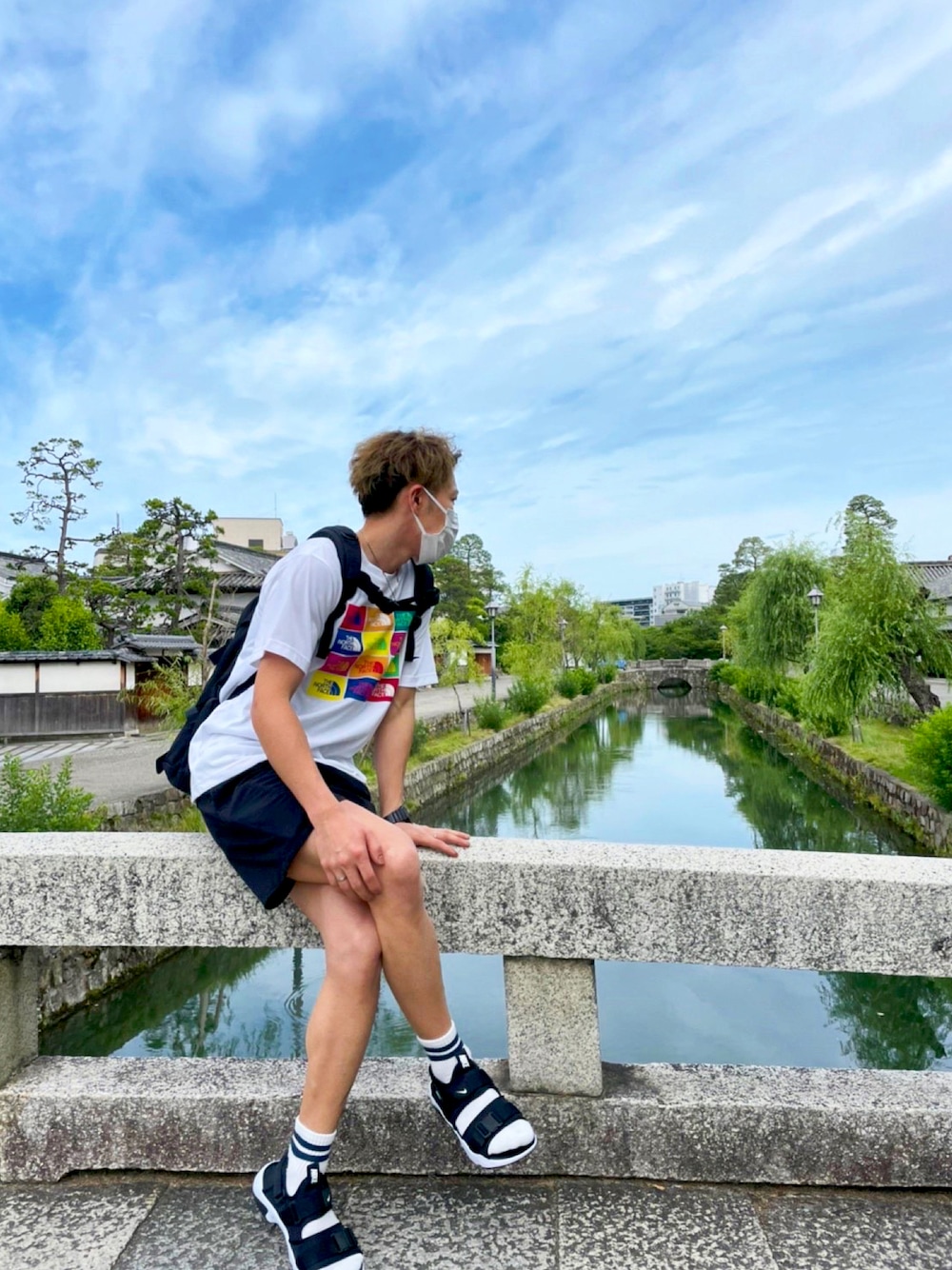 「休日コーデ、休日スタイル、ootd、サンダル、ショートパンツ、NIKE」｜「NIKEのナイキ NIKE キャニオン サンダル（サンダル、ブラック系）」を使った、shinjiさん（メンズ・170cm）の秋コーディネートの1枚目の写真