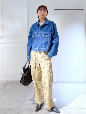 「アイテム（デニムジャケット）」を使った、EBATAさん（レディース・162cm）の秋コーディネート
