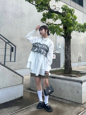 「アイテム（ベスト、シルバー系）」を使った、mizukiさん（レディース・159cm）の夏コーディネート