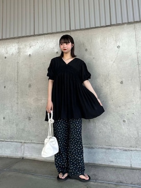 「花柄パンツ」｜mizukiさん（レディース・159cm）の夏コーディネート