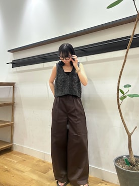 「アイテム（チノパンツ）」を使った、mizukiさん（レディース・159cm）の秋コーディネート