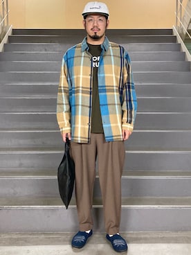 「SHURON（シュロン）のアイテム」を使った、菅原 大翔さん（メンズ・173cm）の秋コーディネート