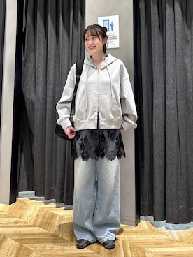 「JEANASIS（ジーナシス）のアイテム（パンツ）」を使った、mireiさん（レディース・159cm）の春コーディネート