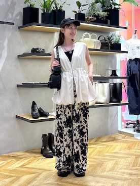 「アイテム（シューズ、オレンジ系）」を使った、mireiさん（レディース・159cm）の夏コーディネート