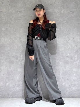 「アイテム（タンクトップ、レッド系）」を使った、りりりさん（レディース・157cm）の秋コーディネート