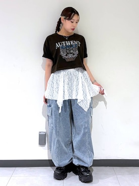 「PAGEBOY（ページボーイ）のシシュウカレッジショートTシャツ（Tシャツ/カットソー、グレー系）」を使った、りりりさん（レディース・157cm）の夏コーディネート