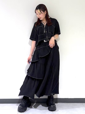「PAGEBOY（ページボーイ）のハイショクステッチフリルスカート【ウエストゴム/ストレスフリー】（スカート、ブラック系）」を使った、りりりさん（レディース・157cm）の夏コーディネート