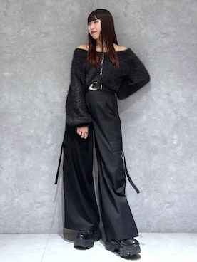 「アイテム（スラックス、ブラック系）」を使った、りりりさん（レディース・157cm）の秋コーディネート