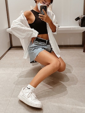 「H&M（エイチ・アンド・エム）のアイテム（デニムパンツ、ブルー系）」を使った、marino🪸🫧さん（レディース・156cm）の秋コーディネート