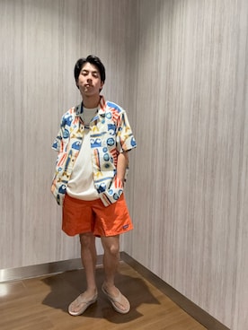 「URBAN RESEARCH DOORS（アーバンリサーチドアーズ）のpatagonia　TIDAL THREADS CAMP SHIRTS（シャツ/ブラウス、ホワイト系）」を使った、もりうちさん（メンズ・174cm）の春コーディネート