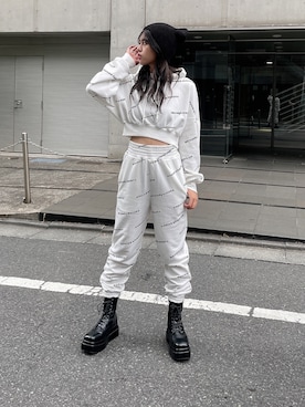 「ストリートカジュアル」｜「アイテム（ブーツ）」を使った、envym_officialさん（レディース・160cm）の夏コーディネート